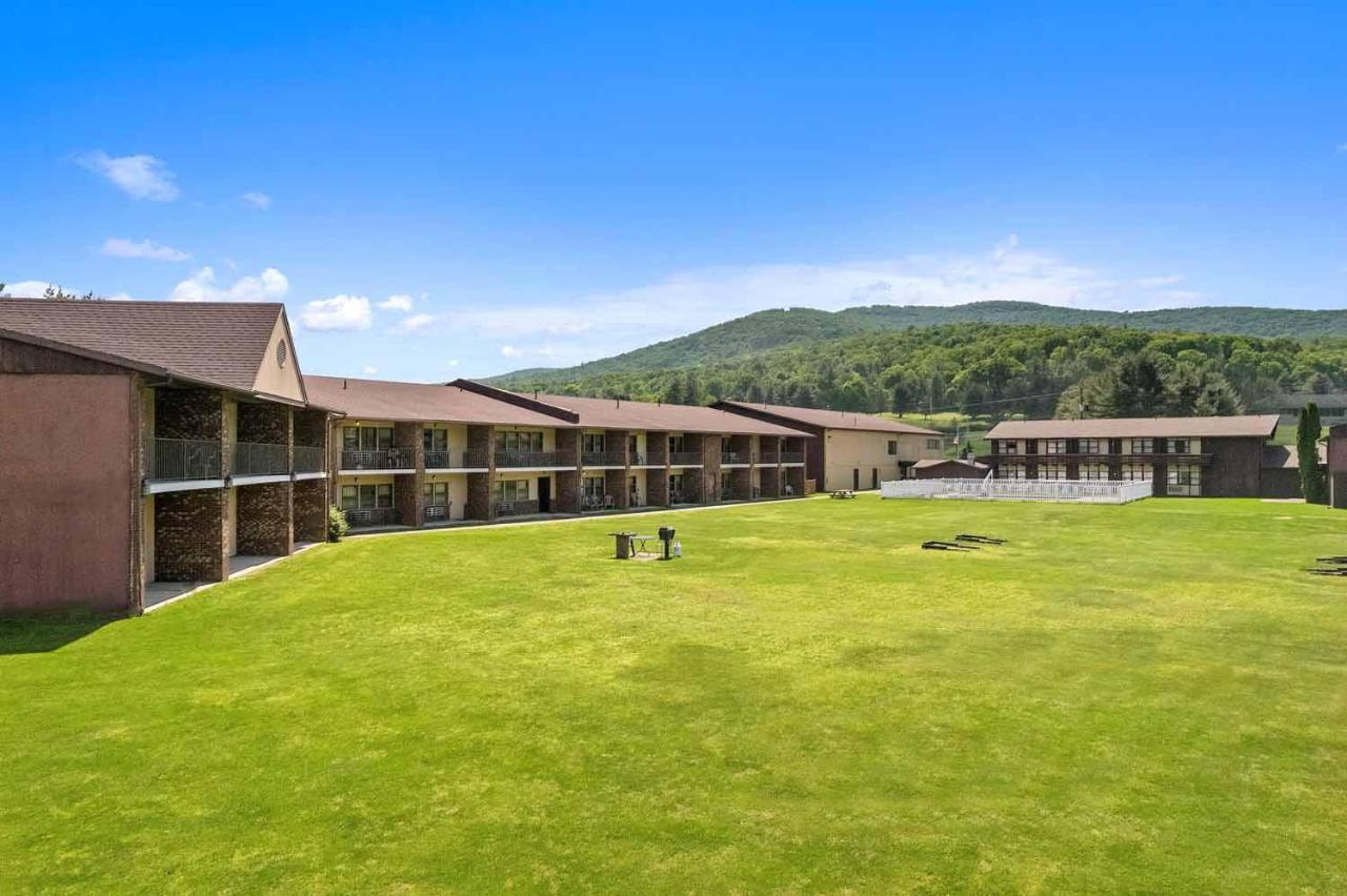 Shadowbrook Resort Tunkhannock Exteriör bild